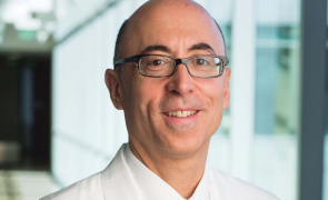 Headshot of Dr. Alan Wayne