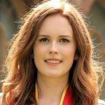 Ellen Emerson University of Southern California B.S. Computer Science and Physics, May 2017