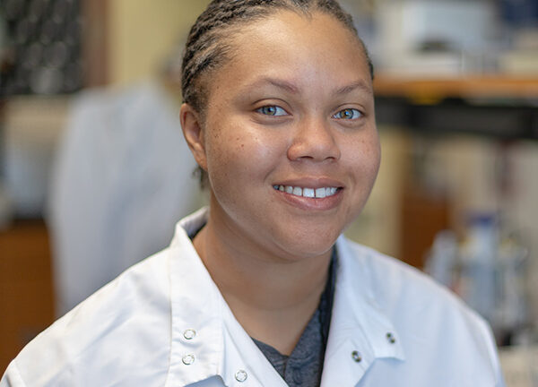 USC Stem Cell Scientist Ebony Flowers Earns Fellowship From The A.P ...