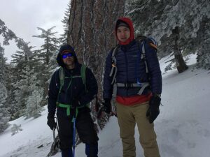 Yu hiking with fellow Segil Lab member Juan Llamas