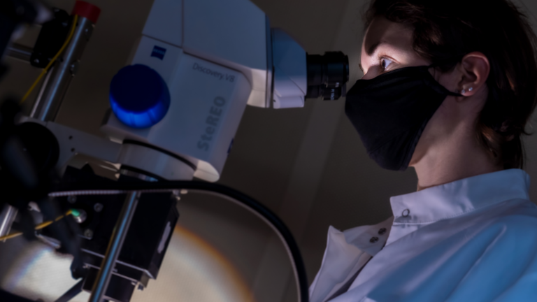 Dr. Karolina Charaziak in the research lab.